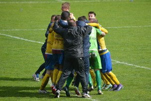 1.Fußball: oFrage 1 = C richtig = Das 1.Tor fiel in der 9. Minute,  oFrage 2 = B richtig= Für Schalke war es der 4. Sieg nach der Winterpause,  oFrage 3 = D richtig= Das 3. Tor fiel durch einen Elfmeter,  oFrage 4 = B richtig= Schalke wurde in der Bundesliga-Tabelle an 3. Stelle verdrängt