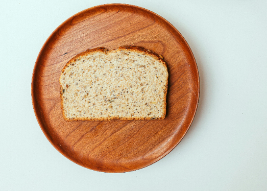 una fetta di pane (circa 25 gr)
