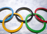 Miluji sport, aktivně ho dělám, jsem amatér, jsem reprezentant, jsem fanoušek, mám rád prostředí sportovců, vítězství, soutěživost, disciplínu