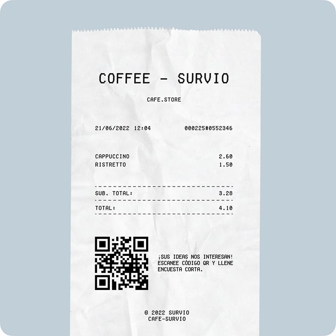 Cuenta café con código QR y sugerencia a evaluar el servicio mediante encuesta en línea.