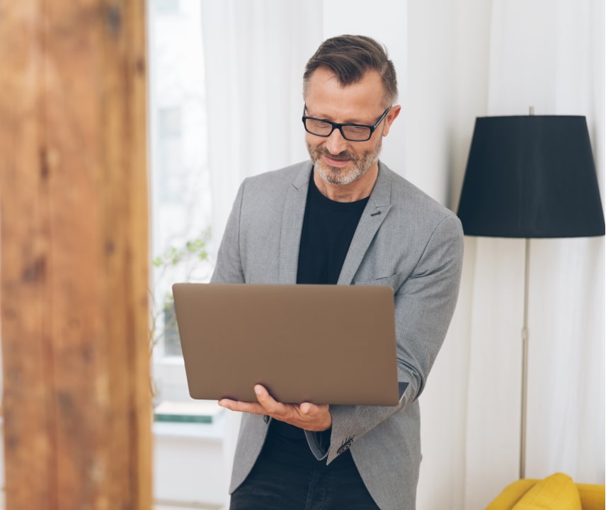 Daniel / Businessman